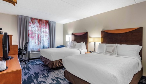 Zimmer, 2 Doppelbetten