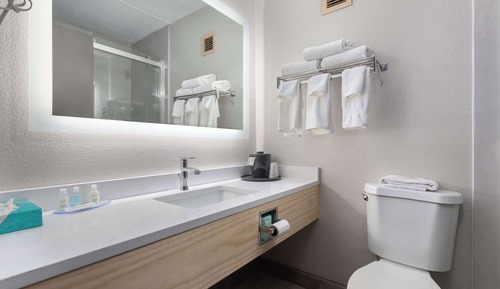 Zimmer, 2 Queen-Betten, Nichtraucher