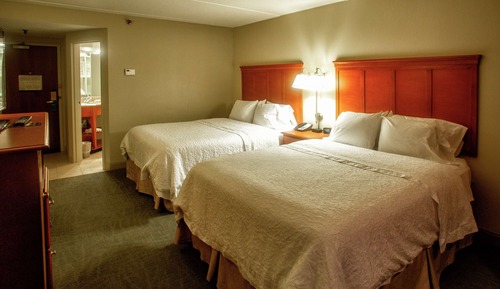 Zimmer, 2 Queen-Betten