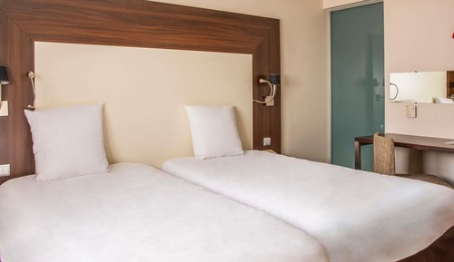 Privilege, Zimmer, 2 Einzelbetten