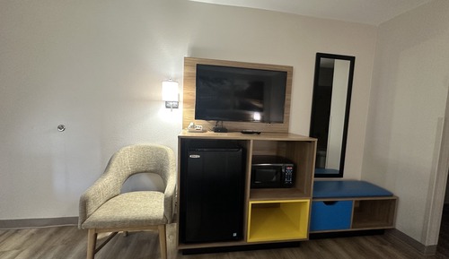 Zimmer, 1 King-Bett, Nichtraucher (2nd Floor)