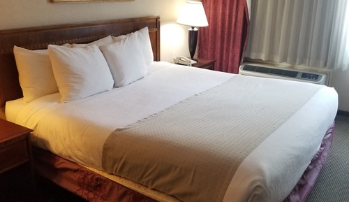 Traditional-Zimmer, 1 King-Bett