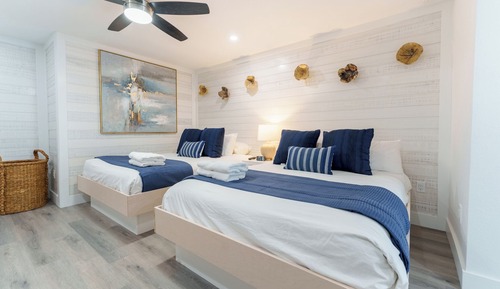 Siesta Bar Side Sleeps 4