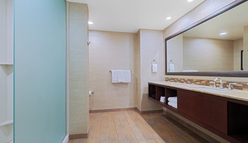 Suite, 1 King-Bett und Schlafsofa, Balkon