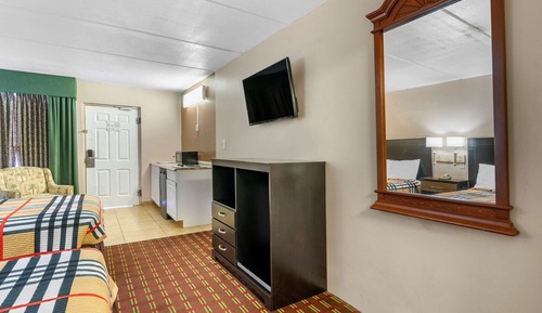 Efficiency, Zimmer, 2 Doppelbetten, Nichtraucher