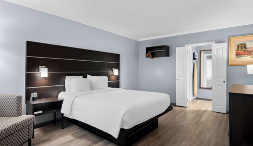 Business-Zimmer, 1 Queen-Bett, Nichtraucher, Kühlschrank und Mikrowelle