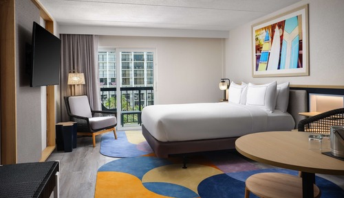 Zimmer, 1 Queen-Bett, barrierefrei, Balkon (Partial Ocean View)