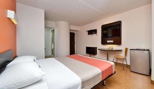 Standardzimmer, 1 Queen-Bett, barrierefrei, Raucher