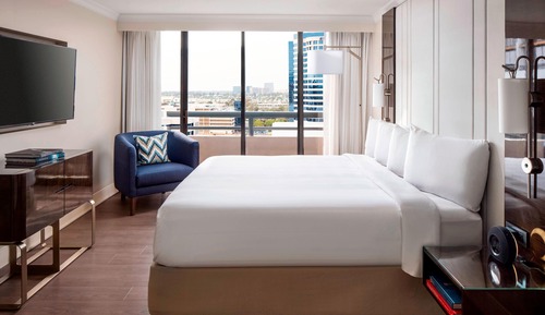 Zimmer, 1 King-Bett (Mobility Accessible, Tub)