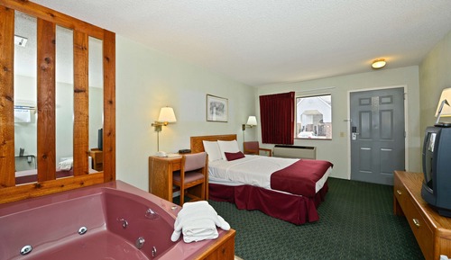 Deluxe-Zimmer, 1 Queen-Bett, Whirlpool