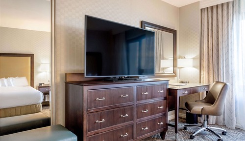 Zimmer, 2 Doppelbetten, barrierefrei (Roll-In Shower)