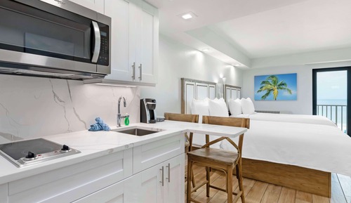 Standardzimmer, 2 Doppelbetten, Nichtraucher, Balkon (Gulf View)