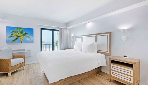 Standardzimmer, 1 King-Bett, Nichtraucher (Gulf View, Upper Floor)