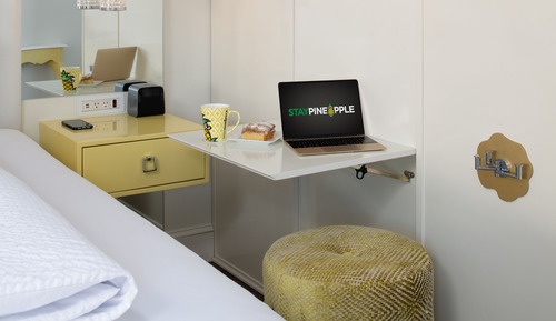 South End Corner King