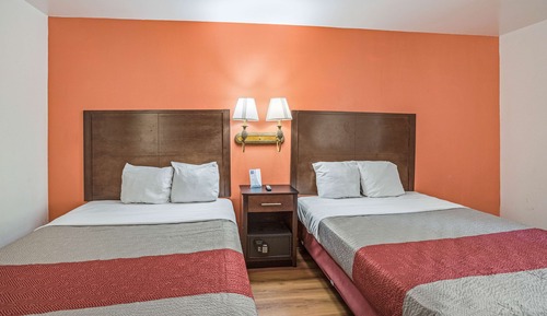 Deluxe-Zimmer, 2 Queen-Betten, Nichtraucher, Kühlschrank und Mikrowelle