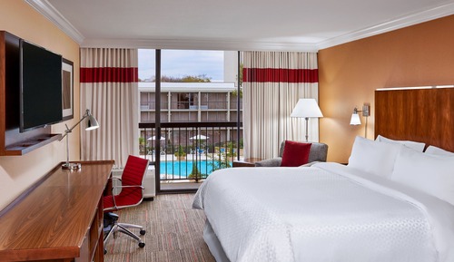 Zimmer, 1 Schlafzimmer, Balkon, Poolblick