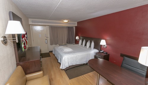 Premium-Zimmer, 1 King-Bett (Upgraded Bedding & Snack, Smoke Free)