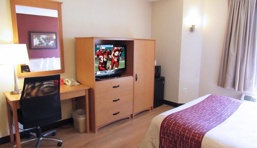 Deluxe-Zimmer, 1 Queen-Bett, barrierefrei, Nichtraucher (Roll-In Shower)