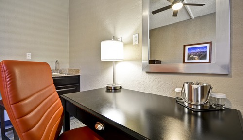 Suite, 1 King-Bett und Schlafsofa, Terrasse