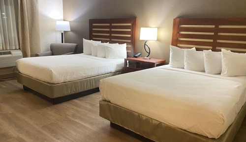 Zimmer, 2 Queen-Betten, barrierefrei