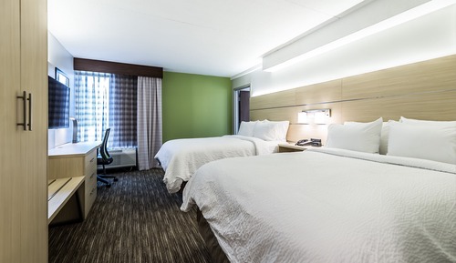 Standardzimmer, 2 Queen-Betten, rollstuhlgeeignete Dusche (Communications)