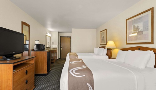 Zimmer, 2 Queen-Betten, Nichtraucher, Erdgeschoss (Pet Friendly)