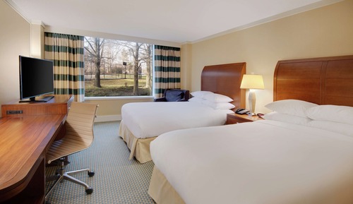 Zimmer, 2 Queen-Betten