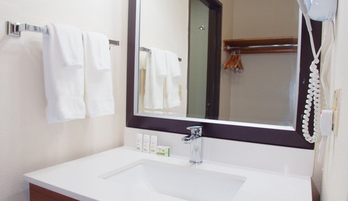 Zimmer, 2 Queen-Betten, Nichtraucher