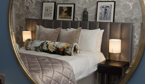 Classic-Doppel- oder -Zweibettzimmer, Badewanne