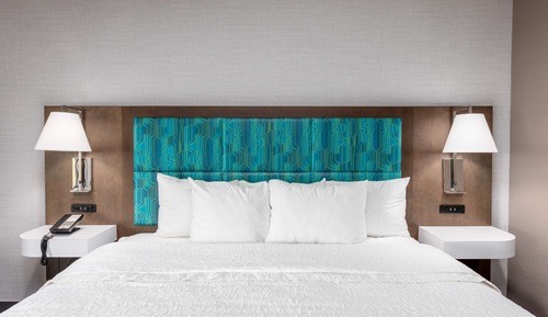 Zimmer, 1 King-Bett, barrierefrei (Roll In Shower)