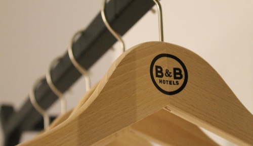 Dreibettzimmer, Nichtraucher