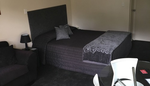 Business-Studiosuite, 1 Queen-Bett