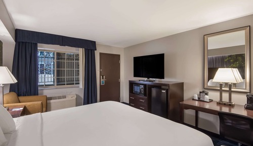 Standardzimmer, 1 King-Bett, Nichtraucher