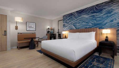 Zimmer, 1 King-Bett, Balkon, Eckzimmer