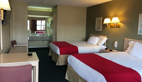 Zimmer, 2 Queen-Betten, Raucher