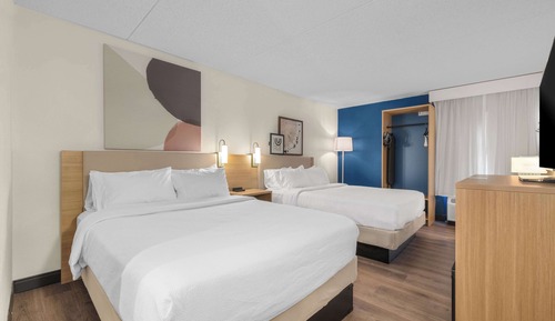 Zimmer, 2 Queen-Betten