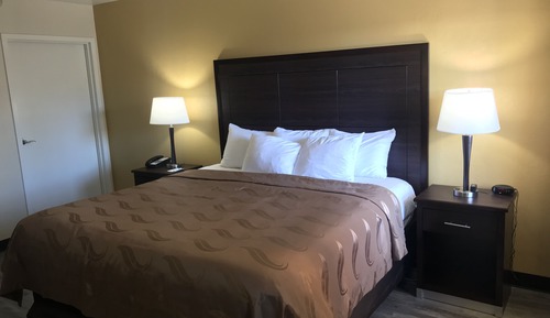 Standardzimmer, 1 King-Bett, barrierefrei, Nichtraucher (Accessible Tub)