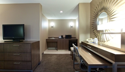 Premium-Zimmer, 1 King-Bett, barrierefrei (Mobility, Roll-In Shower)