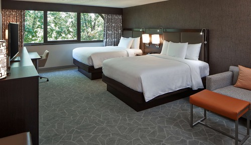 Zimmer, 2 Queen-Betten, barrierefrei, Badewanne (Mobility & Hearing)