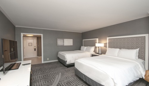 Classic-Zimmer, 2 Doppelbetten, Balkon, Ausblick (Plaza View)