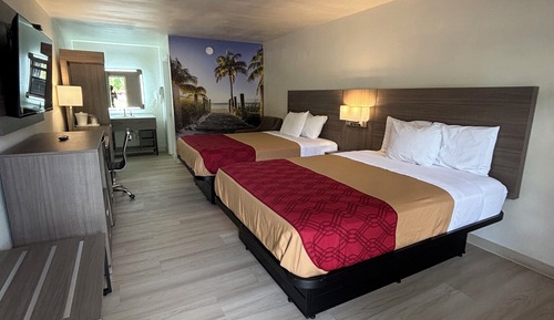 Zimmer, 2 Queen-Betten, Nichtraucher