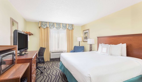 Zimmer, 1 King-Bett, barrierefrei, Nichtraucher (Third Floor)