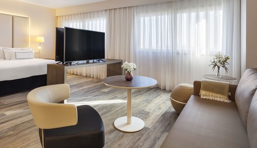 The Level Junior Suite