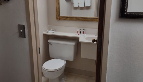 Zimmer, 2 Doppelbetten, Nichtraucher