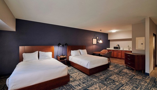 Zimmer, 2 Queen-Betten