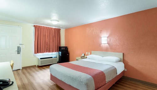 Standardzimmer, 1 Queen-Bett, barrierefrei, Raucher