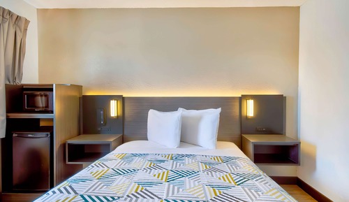 Standardzimmer, 1 Doppelbett, barrierefrei, Nichtraucher