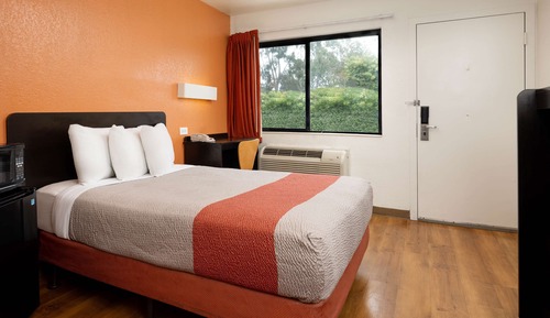 Standardzimmer, 1 Doppelbett, barrierefrei, Nichtraucher