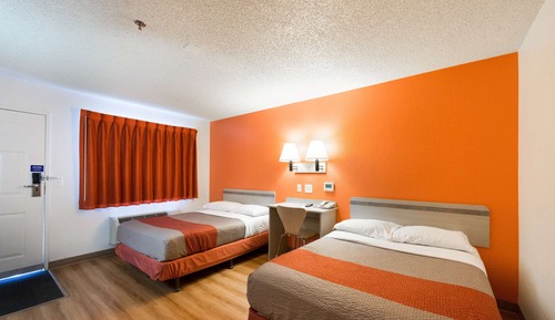 Deluxe-Zimmer, 2 Queen-Betten, Nichtraucher, Kühlschrank und Mikrowelle