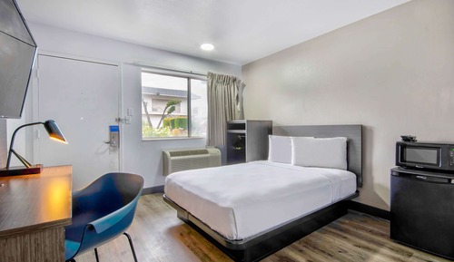 Standardzimmer, 1 Queen-Bett, Nichtraucher